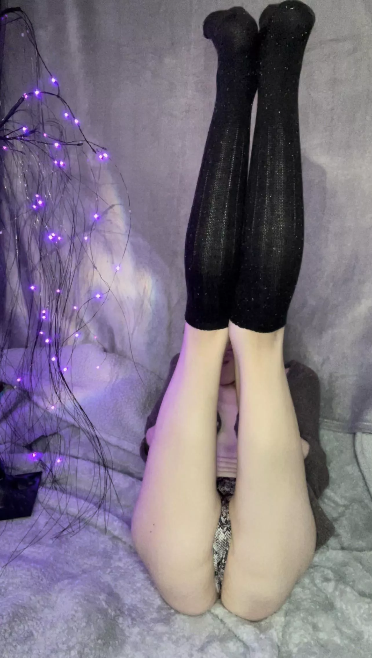 Don’t let my legs fool you, I’m really only 5’3 :’)