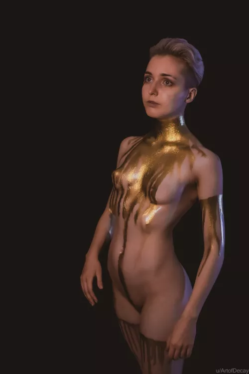 Gold dust bodypaint on MargoKuz