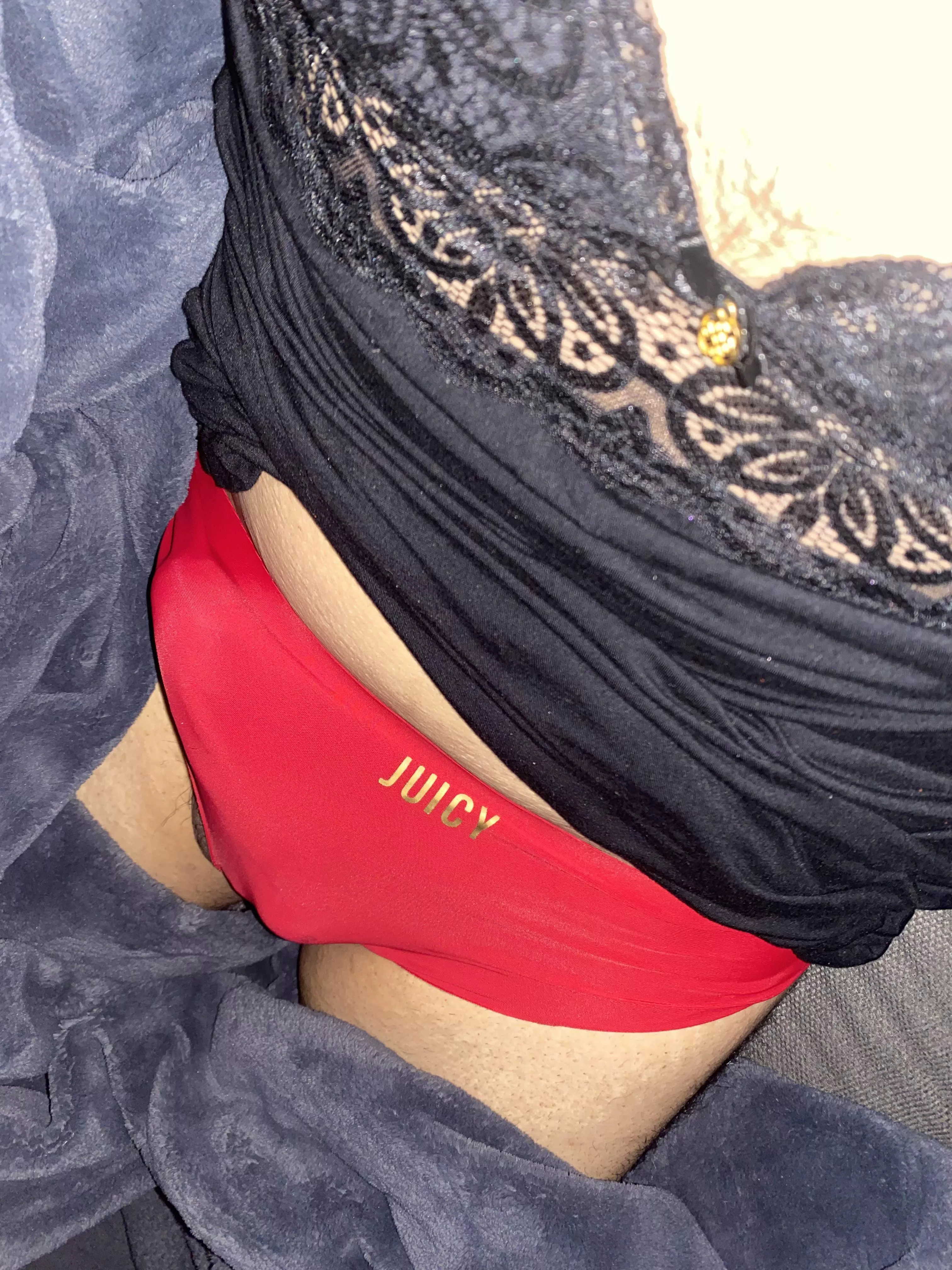 how’s red on me?