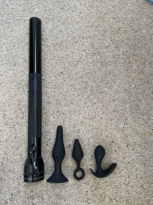 I don’t have many so have to improvise. Can’t have my wife finding these so household items are brilliant.