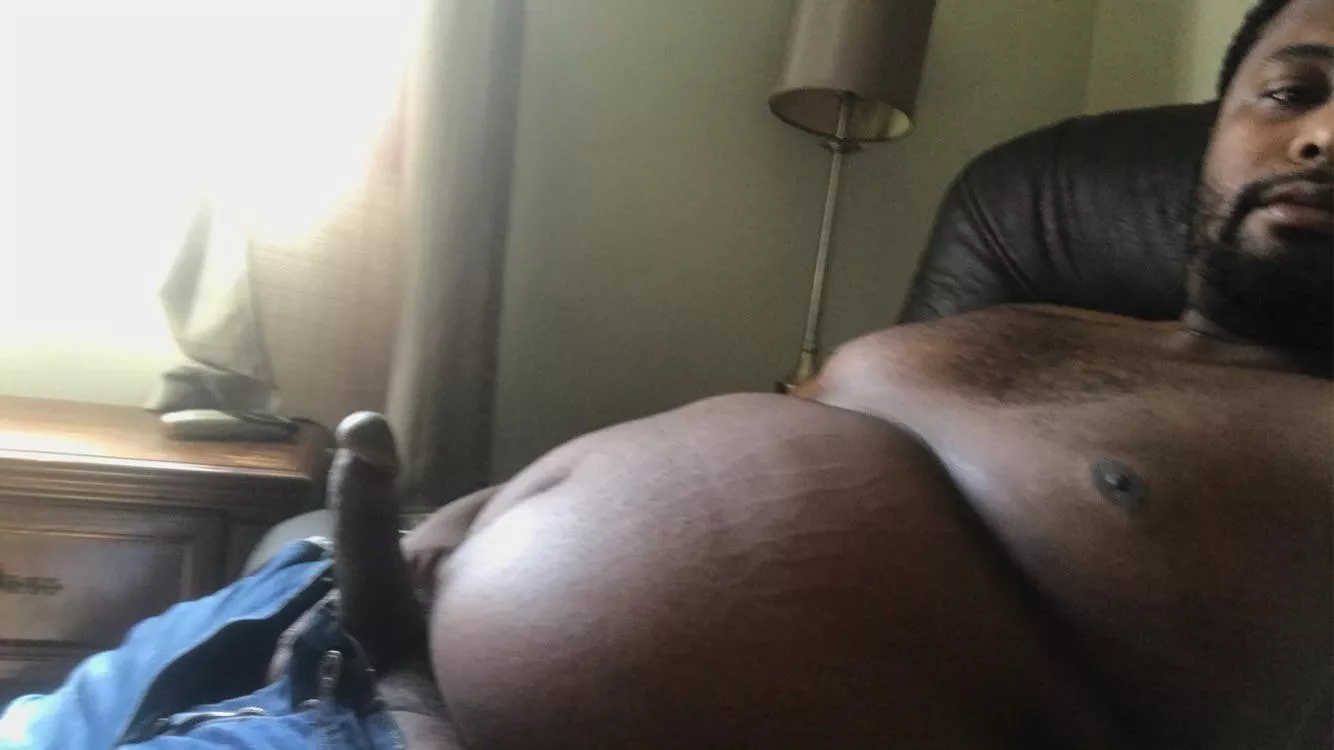 I needa fill up some wet pussy