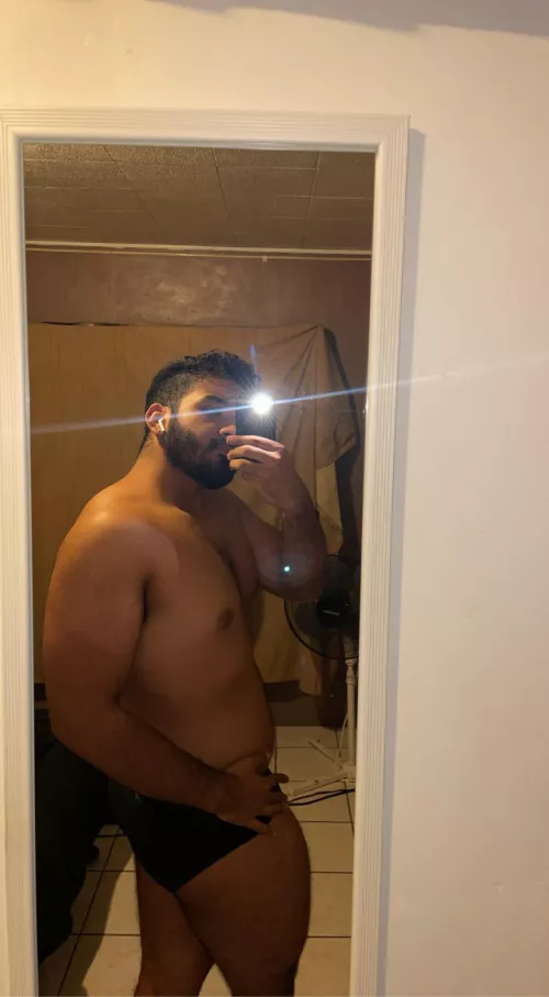 I want someone to cuddle with 🥺