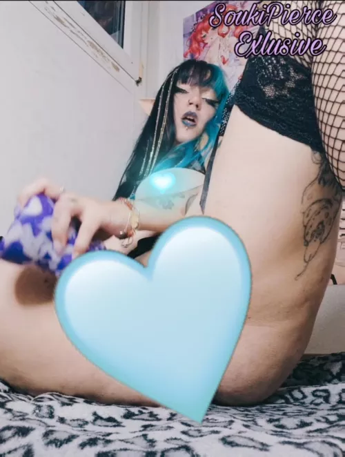 Ika Medium Bad dragon 💜