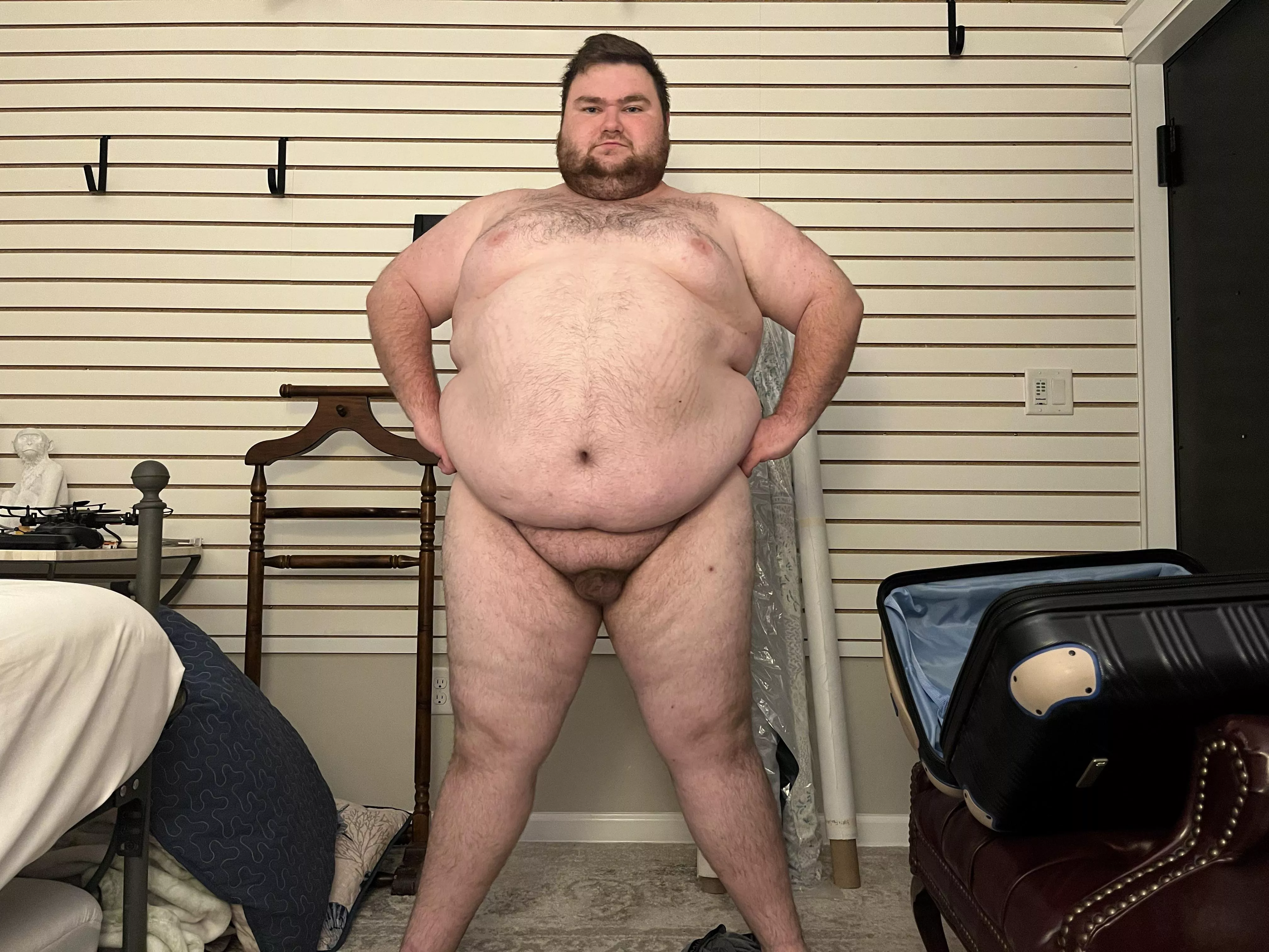 [m] I may be big but give your honest rating