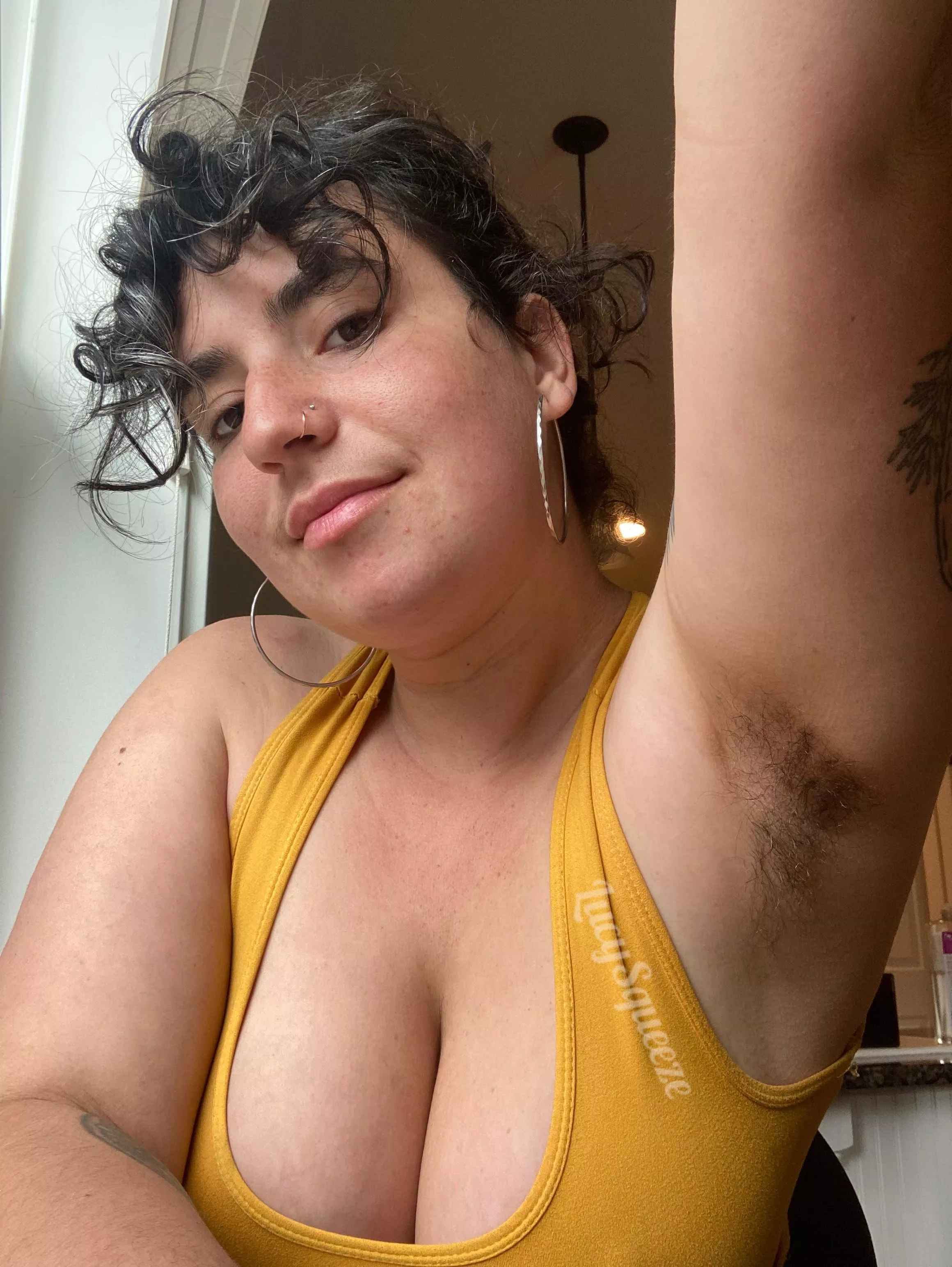 Need a hairy girlfriend?!