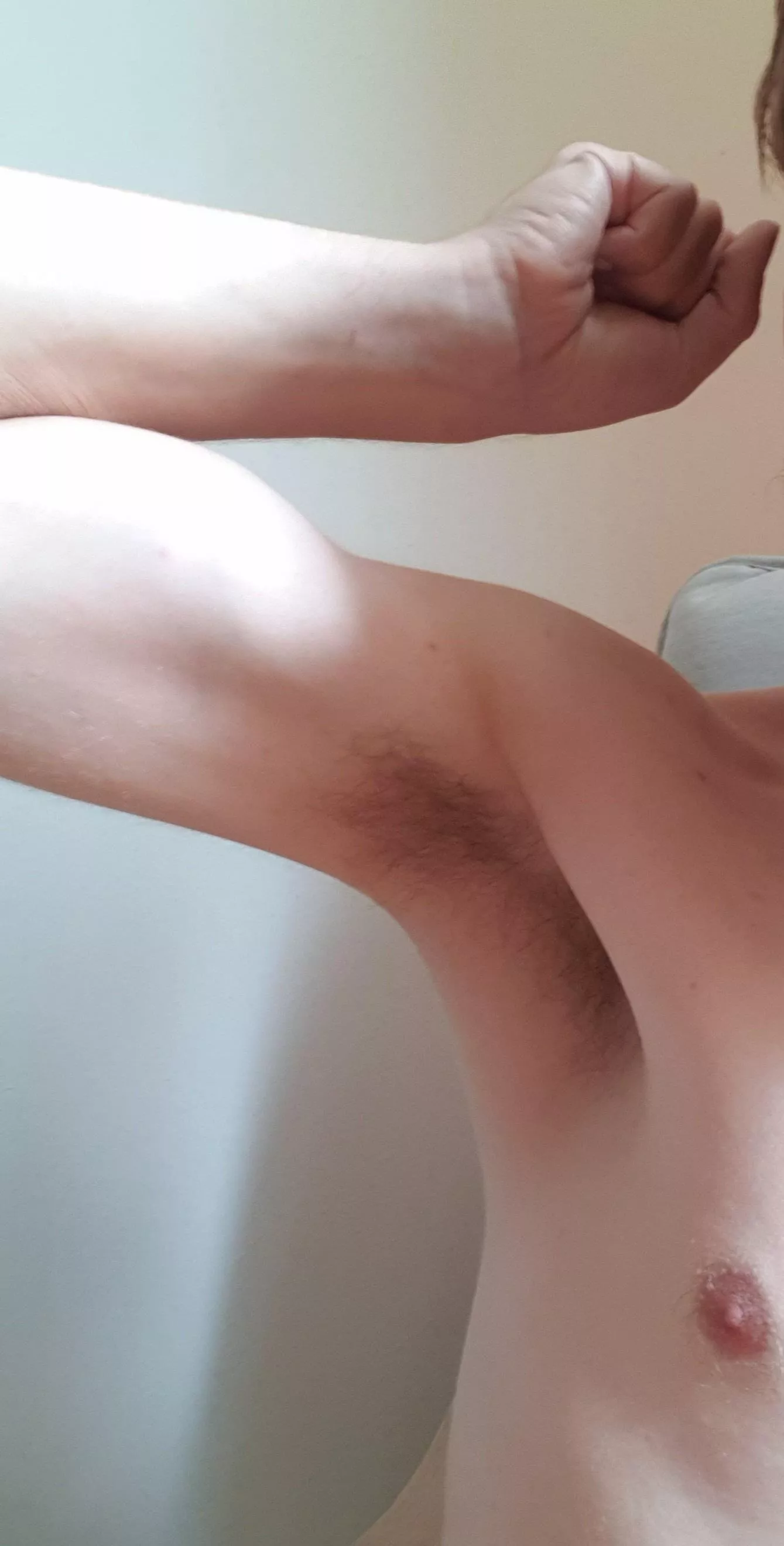 New here, hope my natural armpit pleases you!