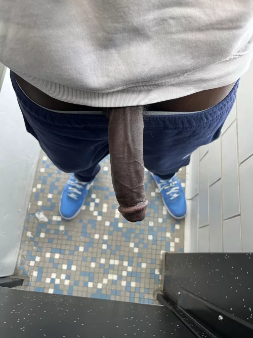 Only like this if you’d suck me in this stall🙄