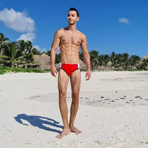 Speedos look good on me or not?