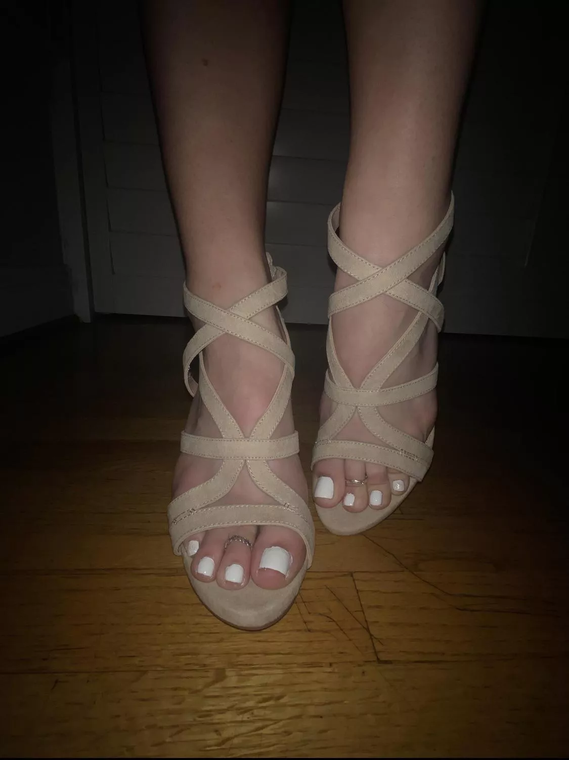 Tell me my feet are sexy😏