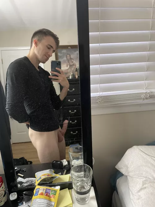 Wanna take this thick cock in your mouth? 😈😘