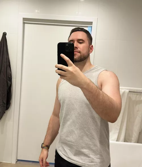 Who wants to play some Overwatch 2 together?