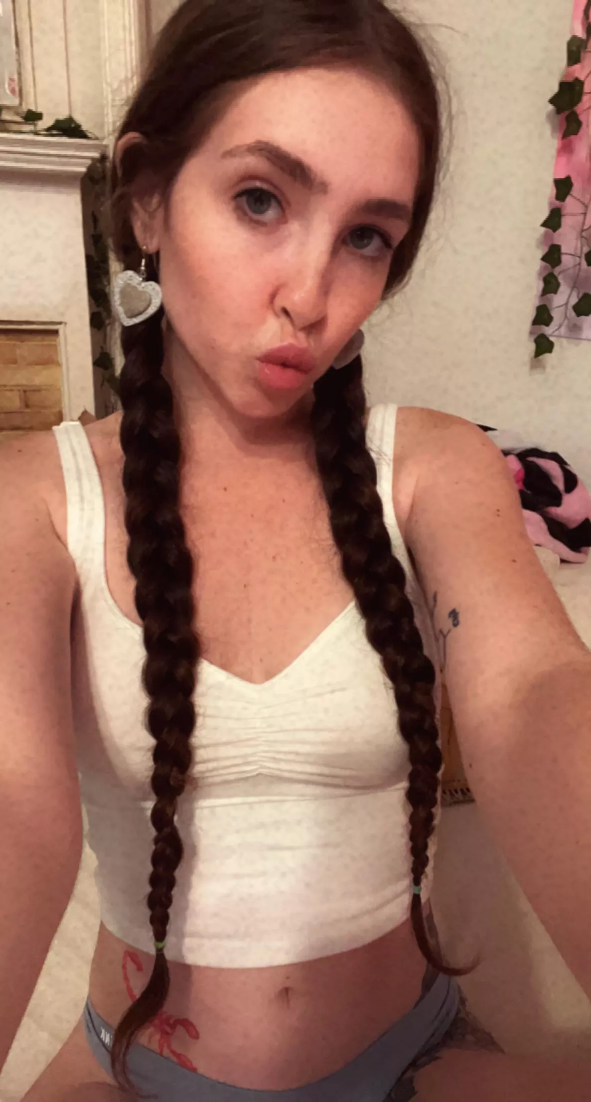 who’s staying home tonight ? let’s have some fun 😙