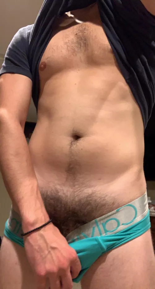 (28) Get in there nice and deep before you eat my ass