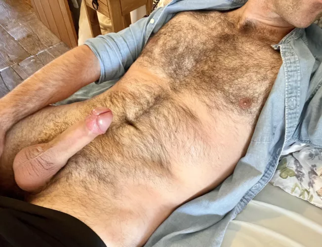 (37) British professor-Dad, looking for a new research project…