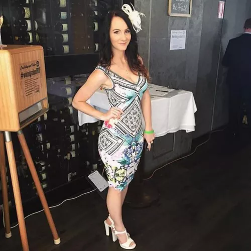 Can’t believe I nearly didn’t buy this dress! So glad I did