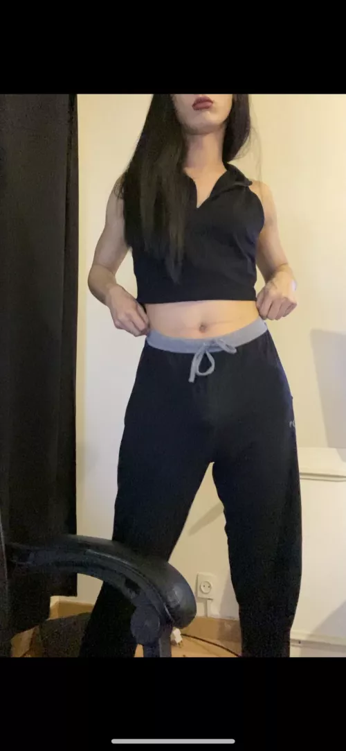 Do you want to fuck me while I wear my ex’s top, her wig, and her lipstick ?