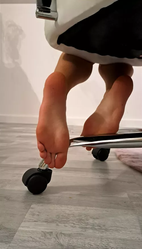 Imagine me as your secretary