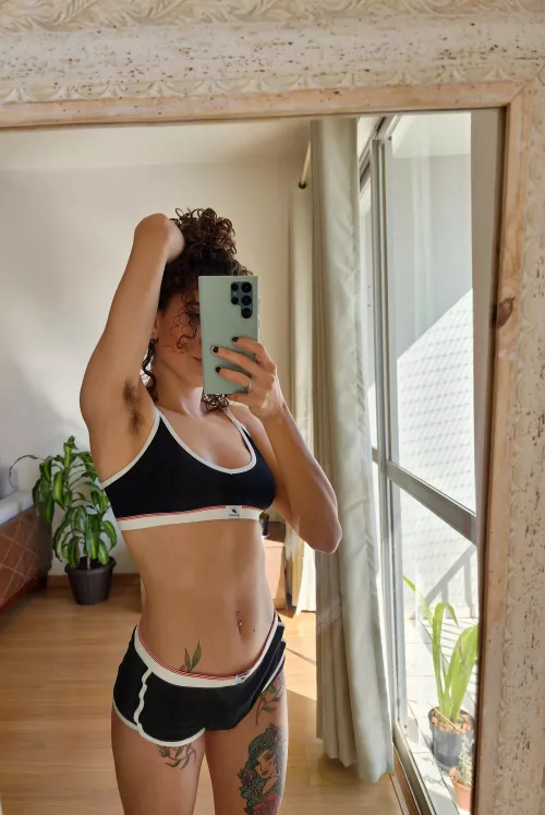 It's not enough just to smell, I want you to taste my flavors 😏