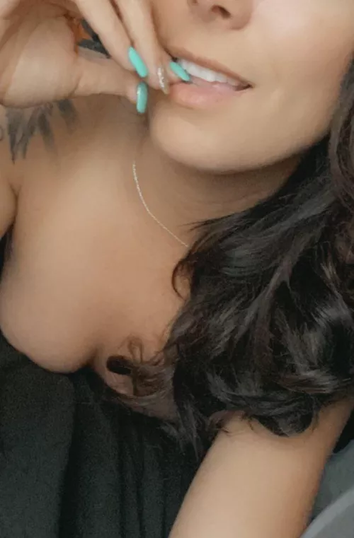 Just imagine what this mouth can do 👅