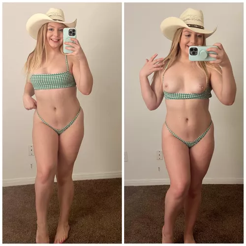 My tits are out, now let’s have some fun 😈