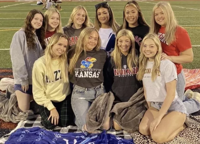 Need tribs for all or your favorite dm for more pics