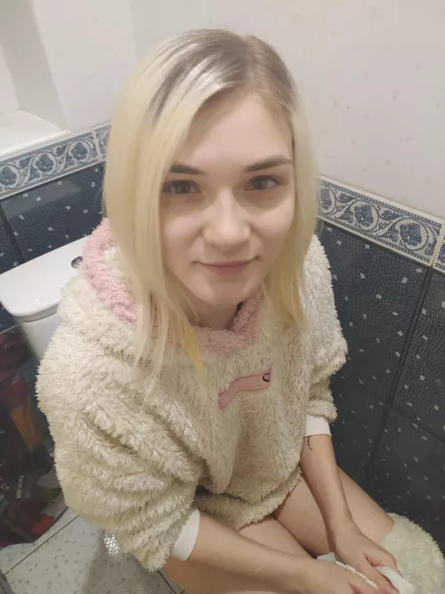 pissing time 💦🥰