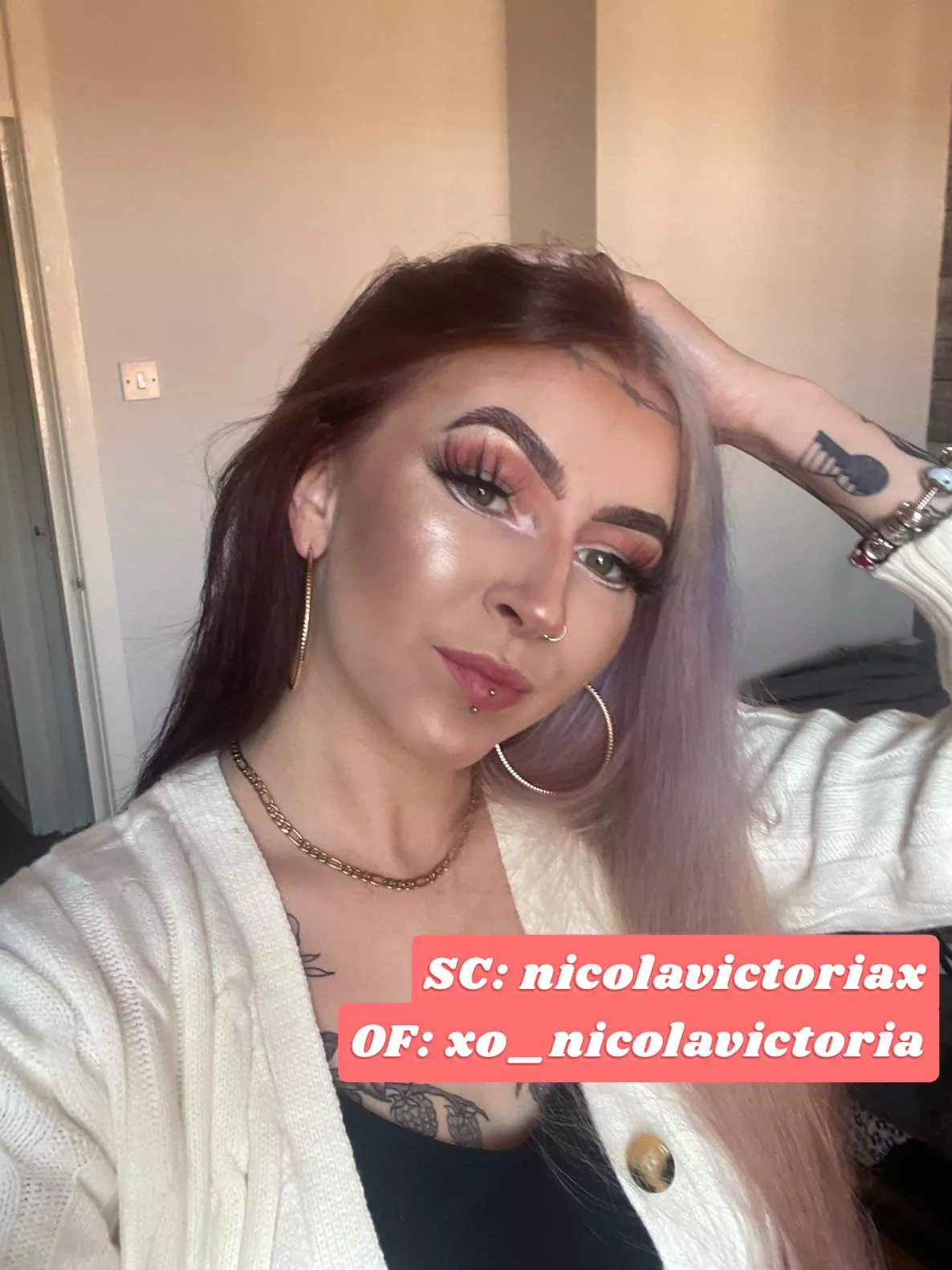 [SC]: nicolavictoriax💦OF: xo_nicolavictoria🍒very kink friendly switch🍑let me play with you😈