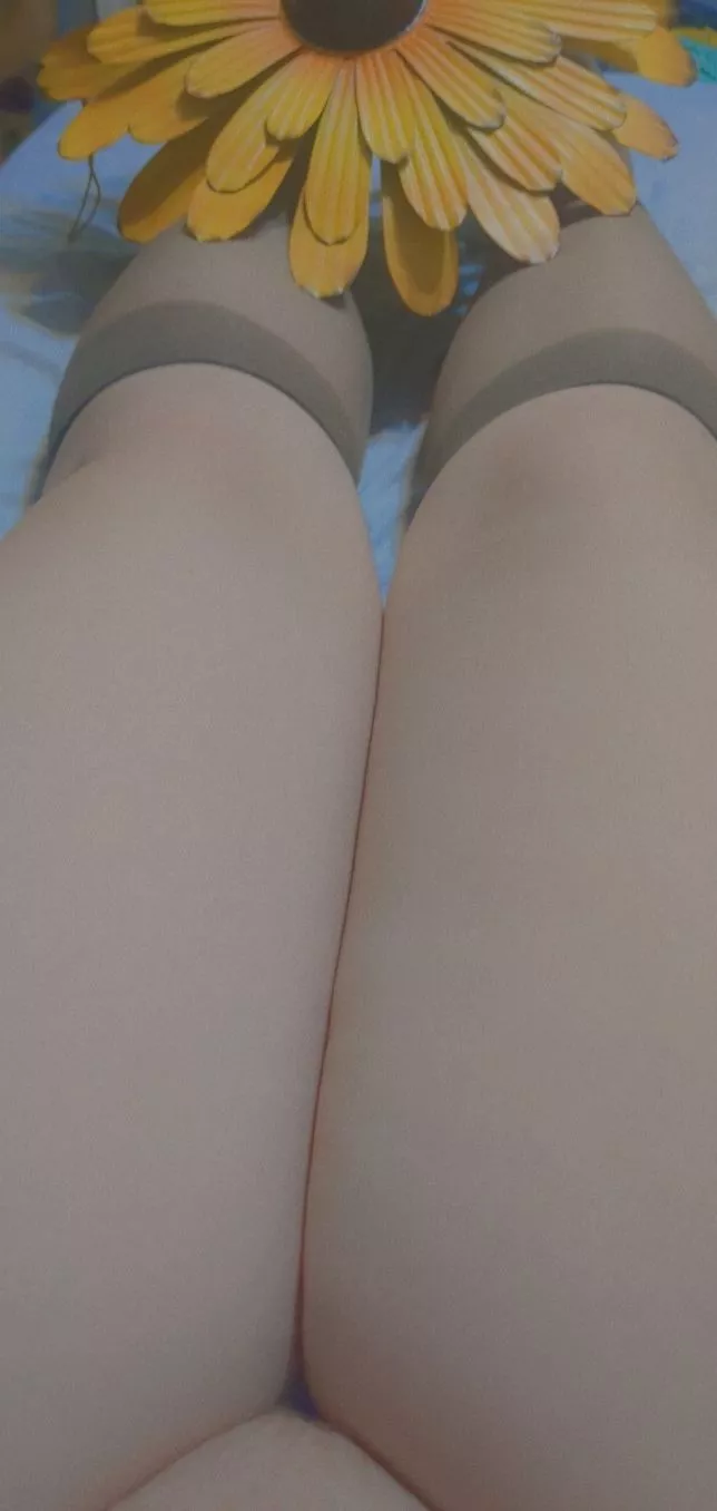 Thick Thighs 🙈