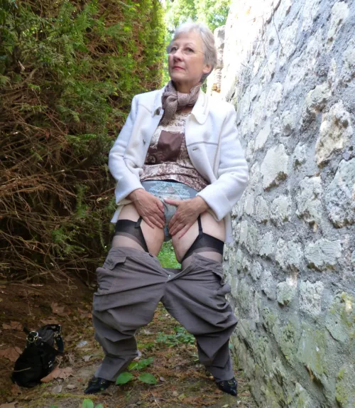 this seems like a good spot to play with myself...