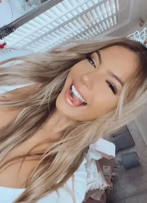 Who’s gonna give me a tribute whilst I’m in class