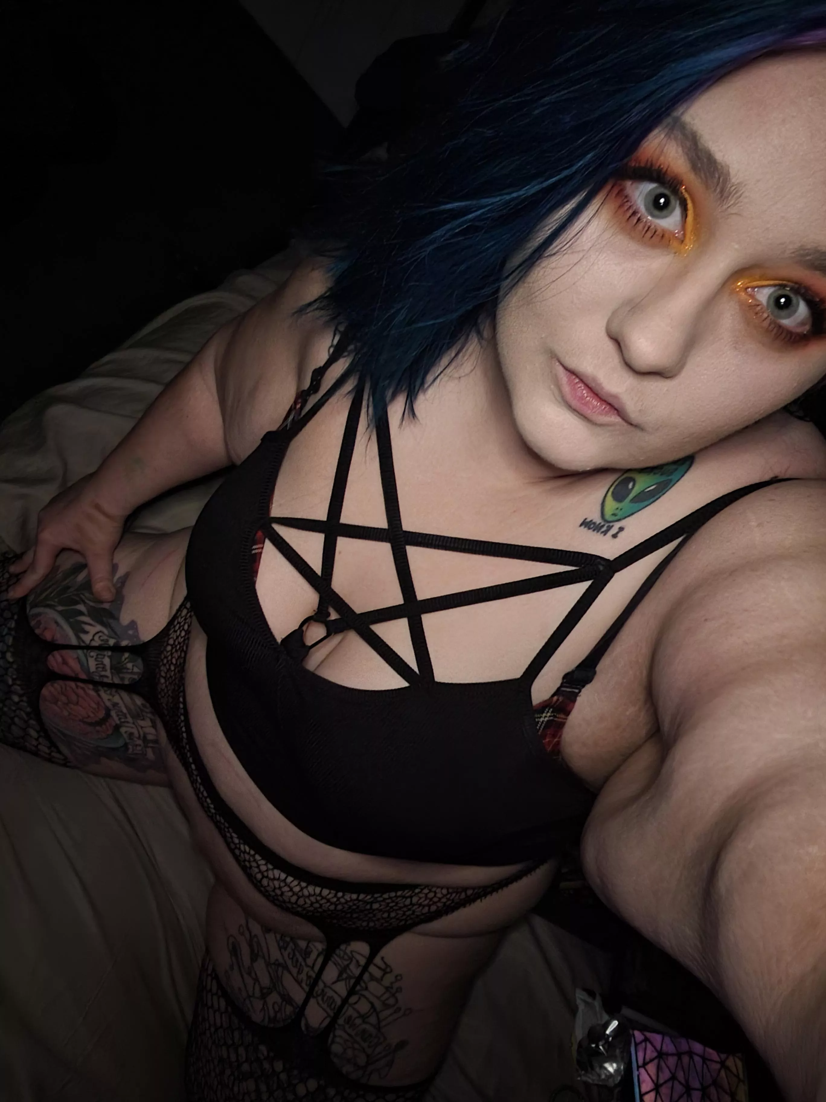 😈😘