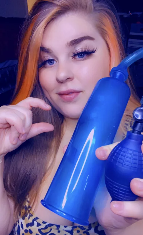 [domme] even this penis pump wouldn’t help grow your tiny shrimp dickclit 😂🙃