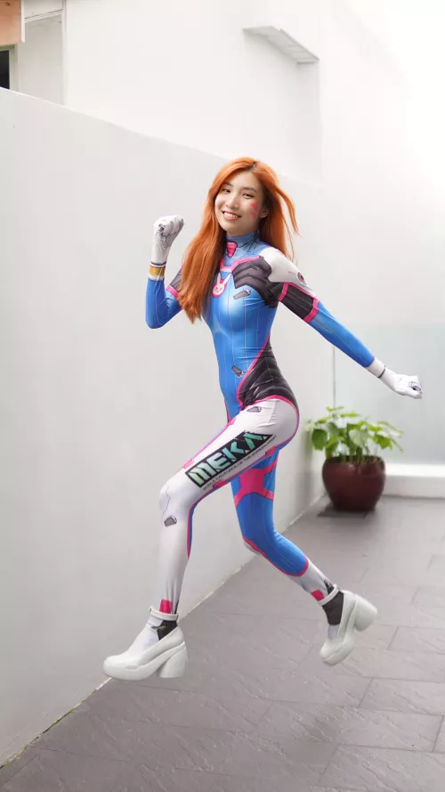 d.va cosplay by me