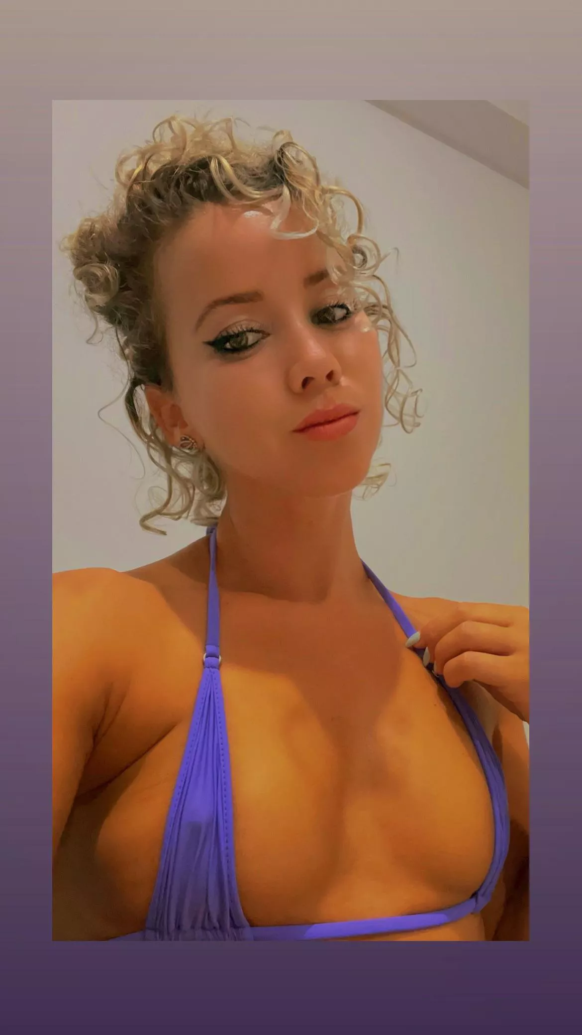 Hello x