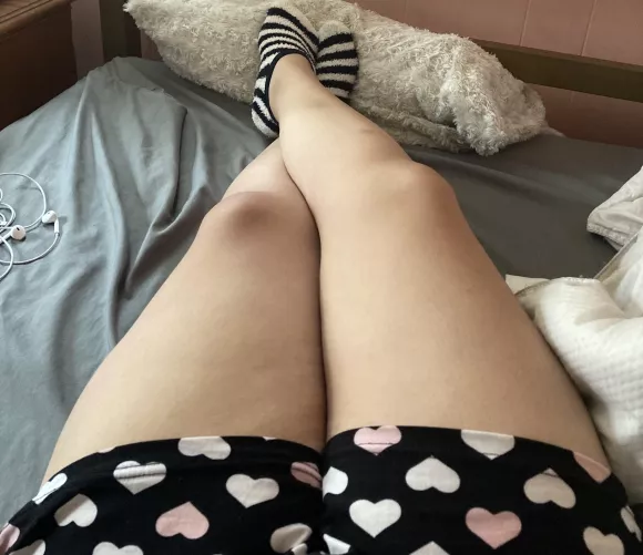 I wanna fall asleep with your head in my lap 🥺