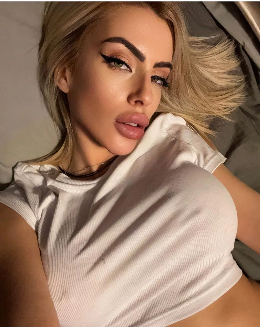 kiss me