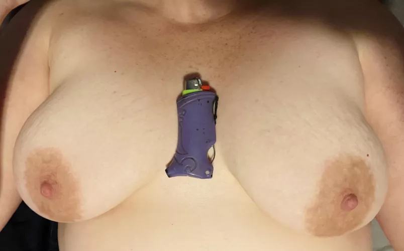 Let’s blaze and fuck 😜🔥