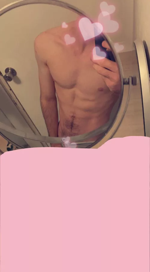 [M]irror selfies are best selfies