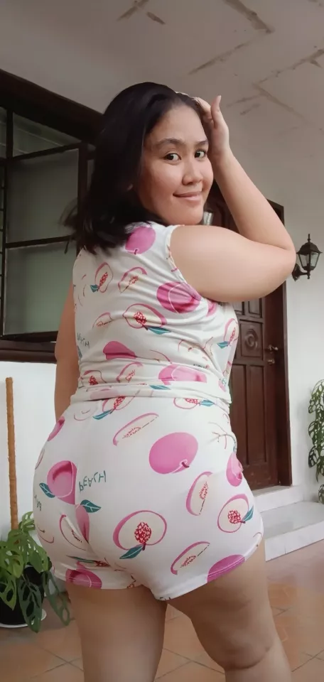 Peaches