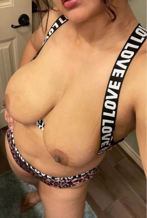 Tell me what to do …. This slutty wife is all yours today. Too horny 😉