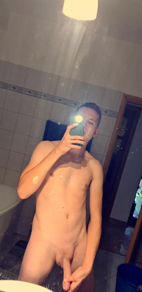 wanna be in my dirty mirror?;)