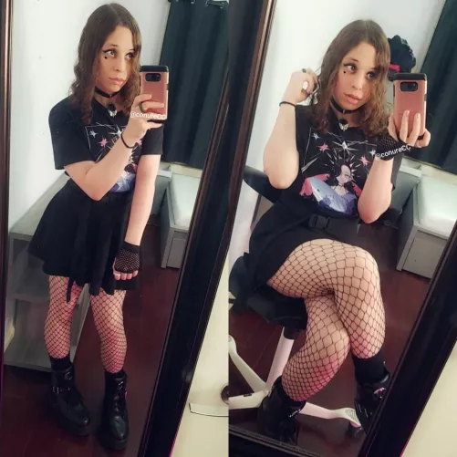 what if i was a girl ahaha 🎀🖤