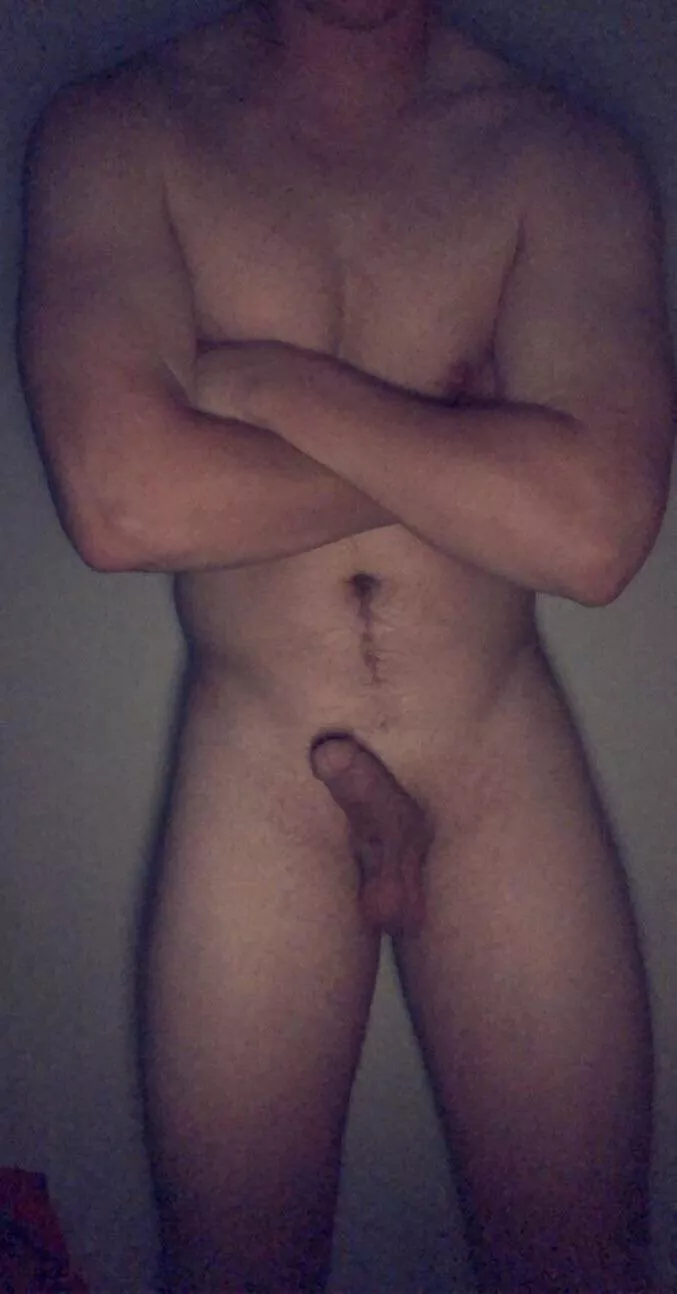 18 Got dared to share a pic