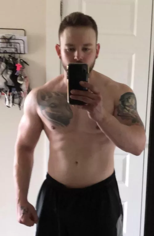 Anyone up for a little cardio now?😏