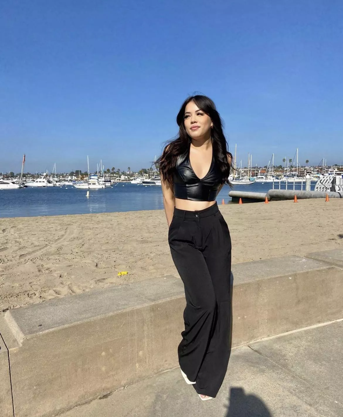 does anyone want to fuck my gf britney?? pomona cali