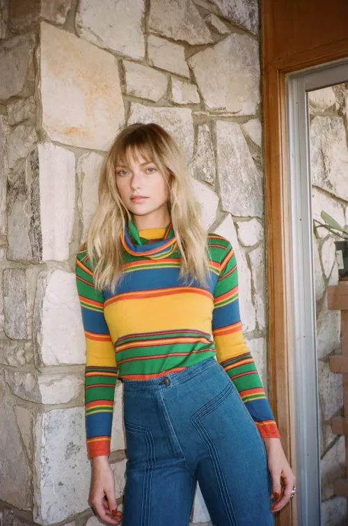 Farah Holt by Chloe Chippendale