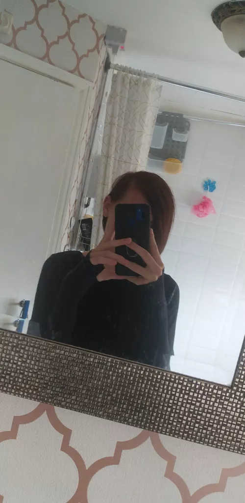 first time posting, hope I look okay!! (might delete soon)