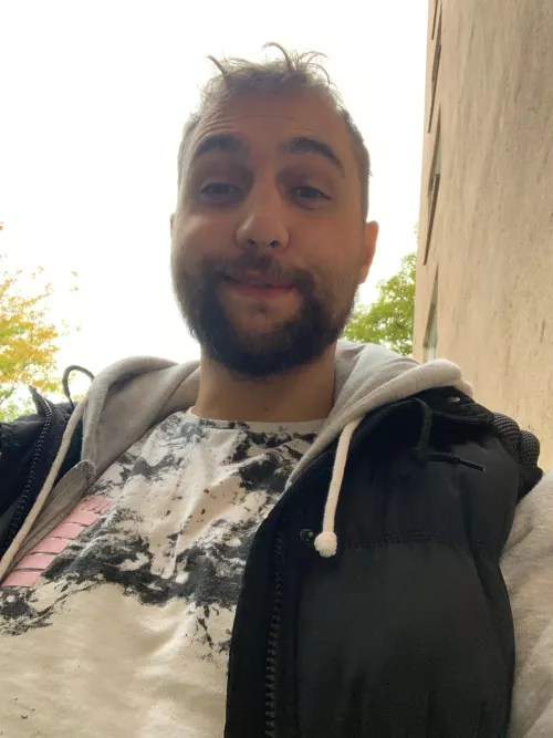 Goood boi (the way I look down on you)