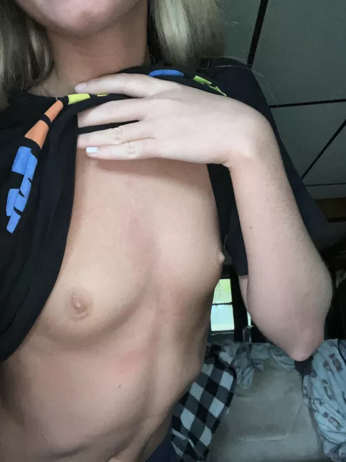 I like em small. I like em skimpy