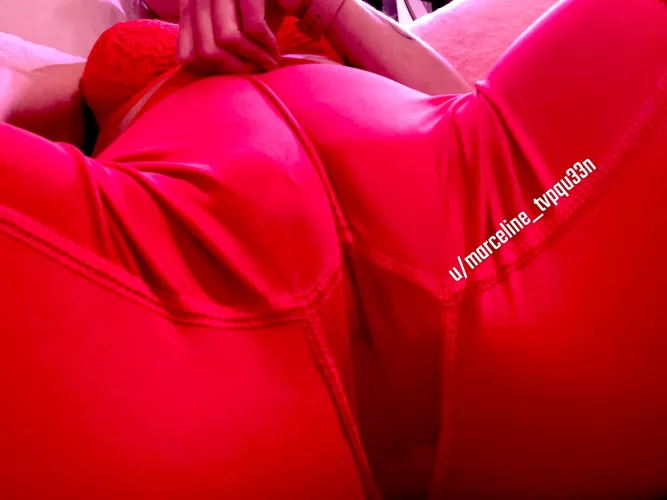 no panties 💦 💦